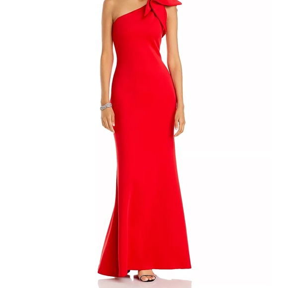 Aqua Dresses & Skirts - Aqua red gown (size 6)